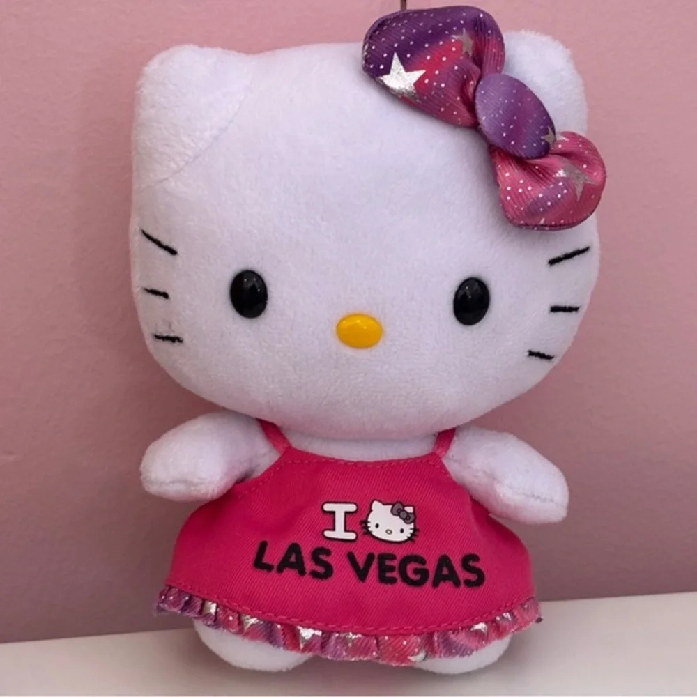 TY Beanie Baby Sanrio Hello Kitty in I love Las Vegas and Purple Dress